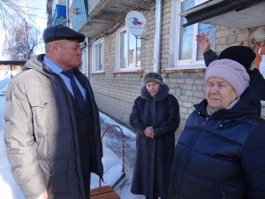 живем в многоэтажном доме.