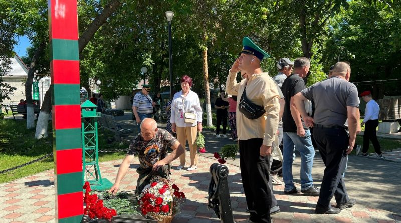 «Граница на замке, а ключ у них в кармане!» — 28 мая — профессиональный праздник часовых нашей Родины
