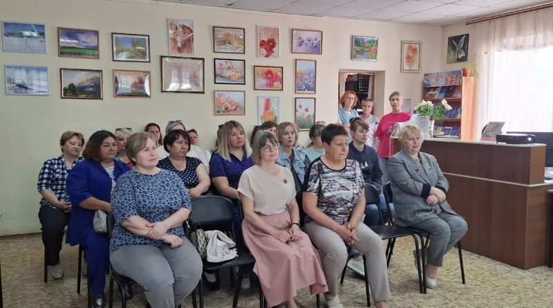 Свой праздник библиотекари города и района встретили в профессиональном кругу