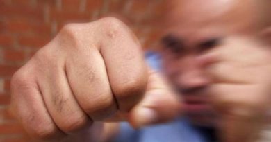 ⚡Семейная ссора между многодетными супругами закончилась избиением и госпитализацией женщины