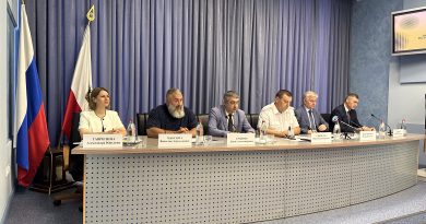 Проблемы аварийности на перекрестках обсудили в Саратовской области